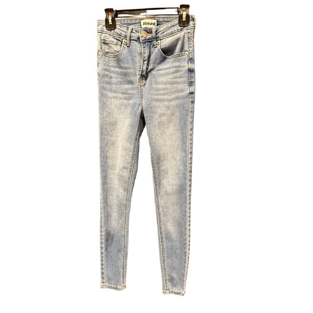 Abound Women's high rise light wash denim jeans, Size 23 - Picture 12 of 12